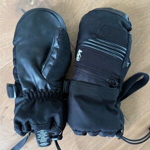 REI Youth ski mittens